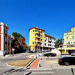 Old Town Center *