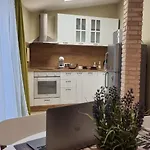Old Town Center Apartment *