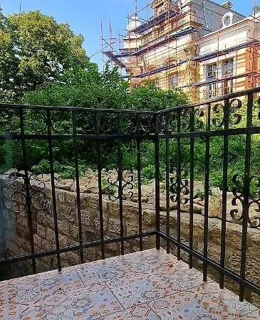 Old Town Center 아파트